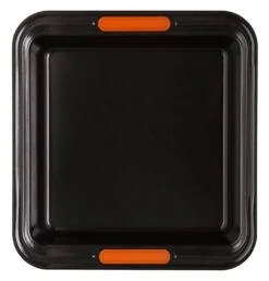 Le Creuset 23cm Square Cake Tin