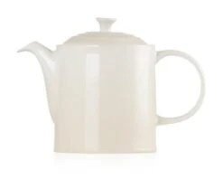 Le Creuset Grand Teapot - Meringue -Household Items Shop 45401 4824