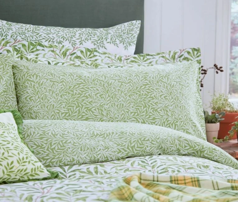Morris & Co Willow Bough Standard Pillowcase Pair 4 Morris & Co Willow Bough Standard Pillowcase Pair - Image 2